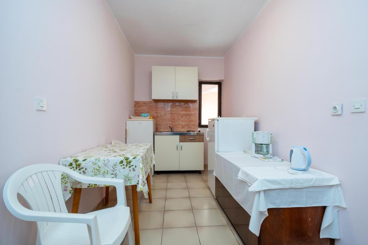 Double Room Zubovici 16063A Exteriér fotografie
