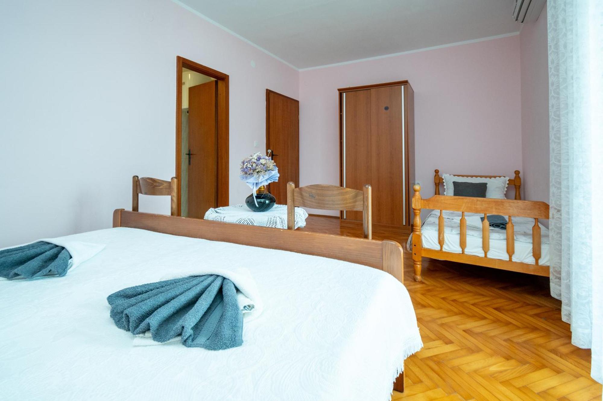 Double Room Zubovici 16063A Exteriér fotografie